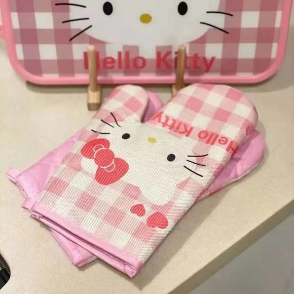 Hello Kitty & Kuromi Baking Gloves Retro Vintage Checkered Hearts 2 Gloves Pair - Picture 2 of 8